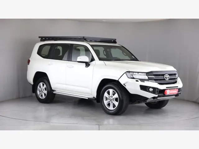 2022 Toyota Land Cruiser 300 3.3D GX-R