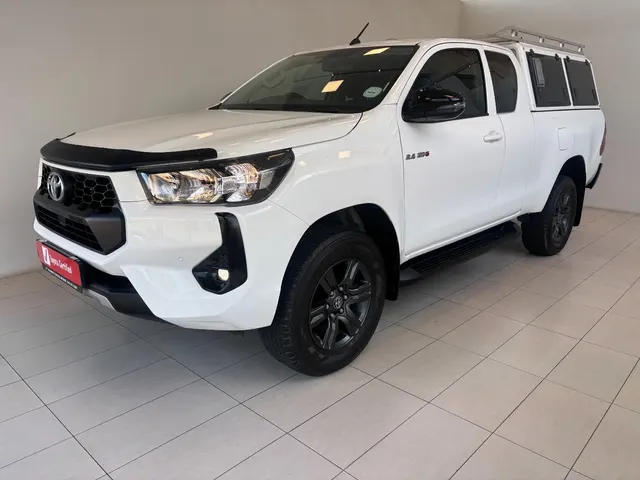 2026 Toyota Hilux 2.4GD-6 Xtra Cab Raider Manual