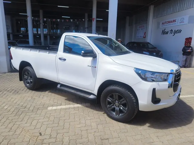 2025 Toyota Hilux 2.4GD-6 Single Cab Raider Manual