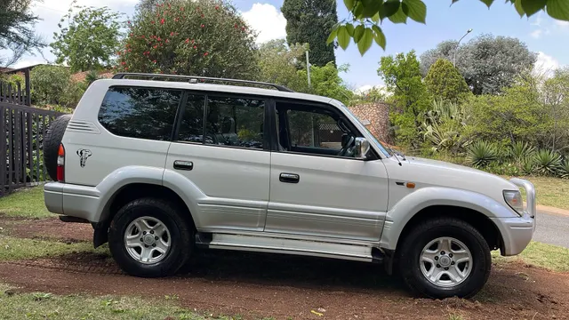 1998 Toyota Land Cruiser Prado VX 3.0D 8-Seat