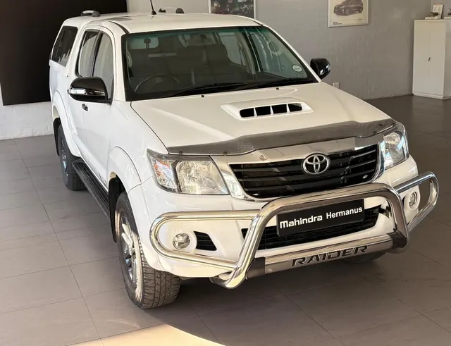 2015 Toyota Hilux 2.5D-4D Double Cab Raider Dakar Edition