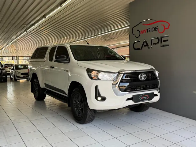 2023 Toyota Hilux 2.4GD-6 Xtra Cab Raider Auto