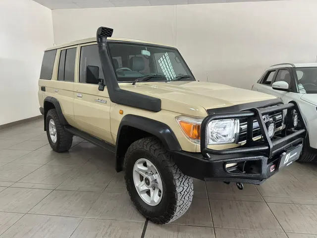 2010 Toyota Land Cruiser 76 Land Cruiser 76 4.2D Station Wagon
