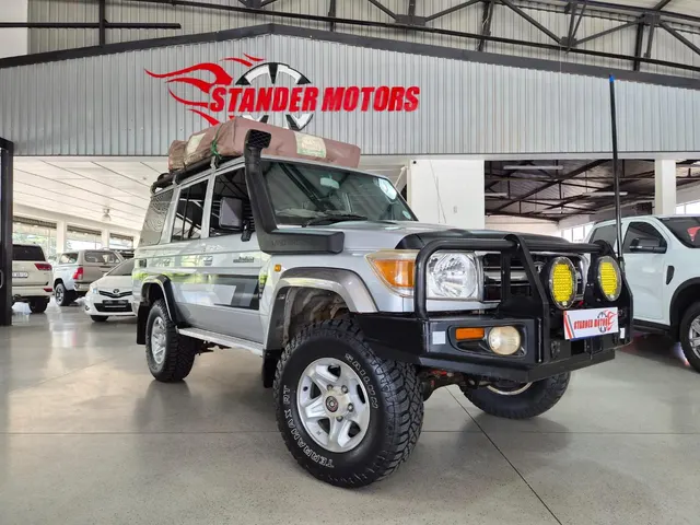 2011 Toyota Land Cruiser 76 Land Cruiser 76 4.2D Station Wagon