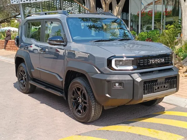 2026 Toyota Land Cruiser FJ 2.7 4x4 VX