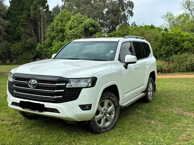 2024 Toyota Land Cruiser 300 3.3D GX-R