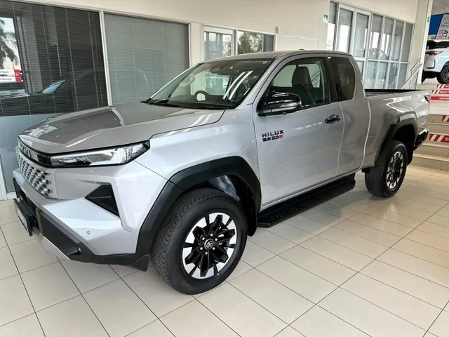 2026 Toyota Hilux 2.8GD-6 Xtra Cab Raider X 4x4