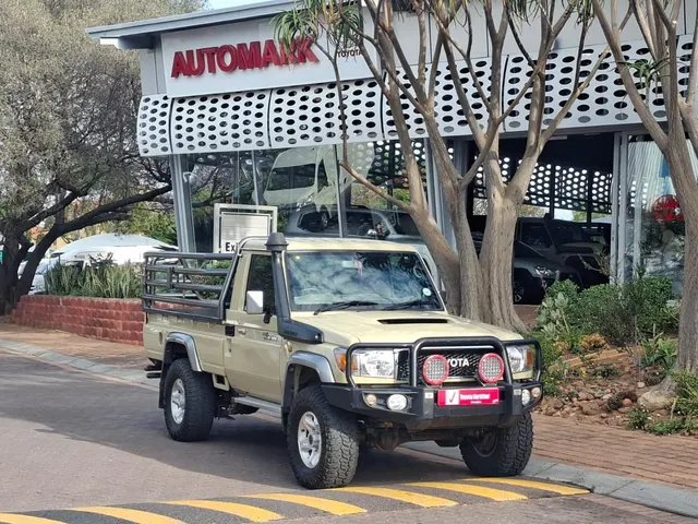 2020 Toyota Land Cruiser 79 Land Cruiser 79 4.5D-4D LX V8 Namib