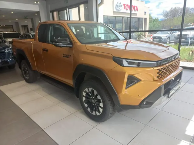 2026 Toyota Hilux 2.8GD-6 Xtra Cab Raider X