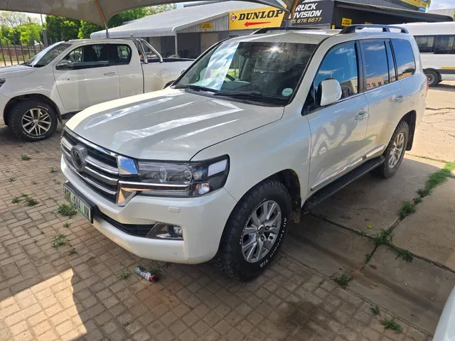 2018 Toyota Land Cruiser 200 4.5D-4D V8 VX-R