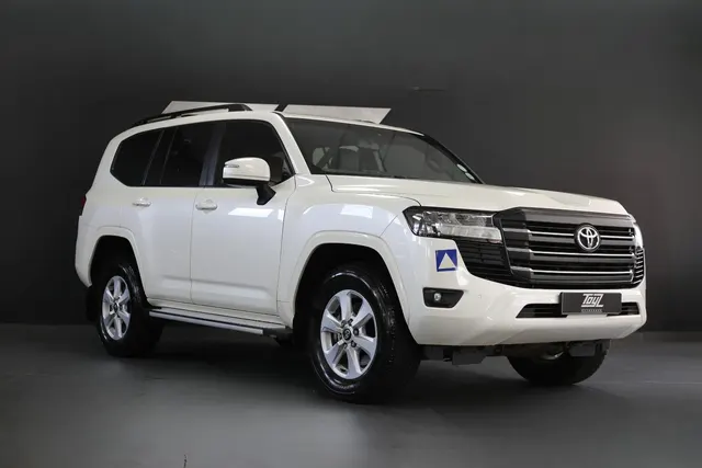2023 Toyota Land Cruiser 300 3.3D GX-R