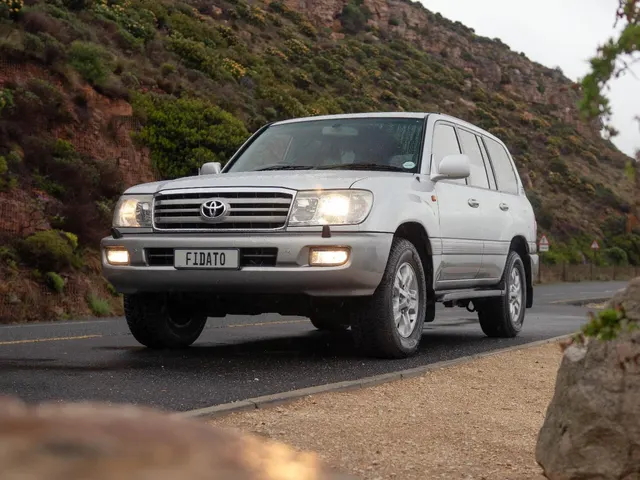 2005 Toyota Land Cruiser 100 4.7 V8 VX