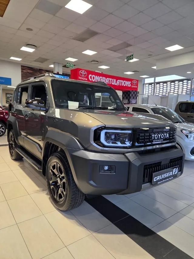 2026 Toyota Land Cruiser FJ 2.7 4x4 VX