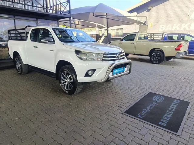 2016 Toyota Hilux 2.8GD-6 Xtra cab Raider