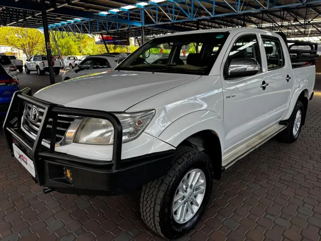 2013 Toyota Hilux 4.0 V6 Double Cab 4x4 Raider