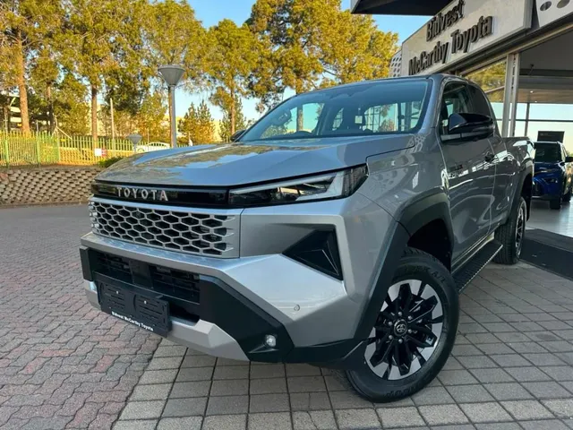 2026 Toyota Hilux 2.8GD-6 Xtra Cab Raider X 4x4