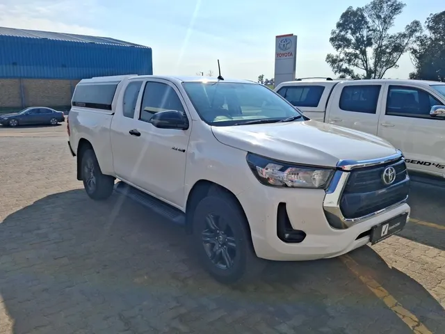 2023 Toyota Hilux 2.4GD-6 Xtra Cab Raider Auto