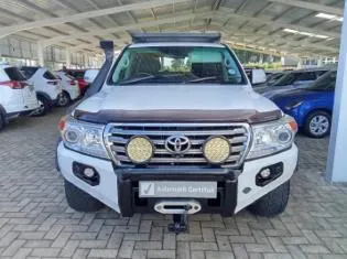 2015 Toyota Land Cruiser 200 4.5D-4D V8 VX
