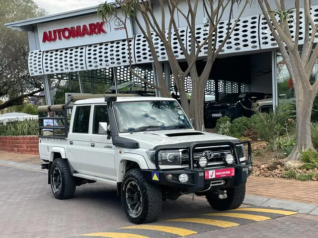 2023 Toyota Land Cruiser 79 4.5D-4D LX V8 Double Cab
