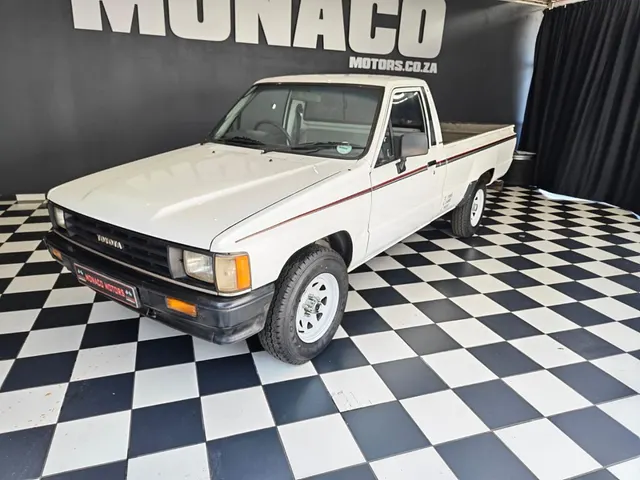 1993 Toyota Hilux 2200 5 spd