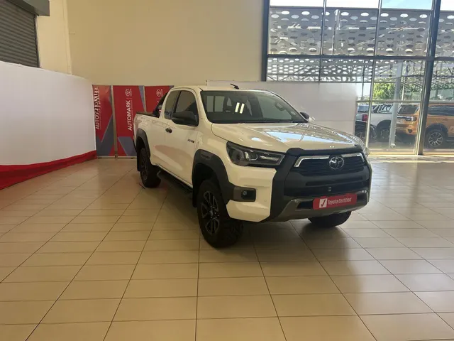 2023 Toyota Hilux 2.8GD-6 Xtra Cab 4x4 Legend Auto