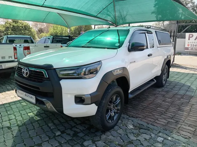 2022 Toyota Hilux 2.4GD-6 Xtra Cab Raider