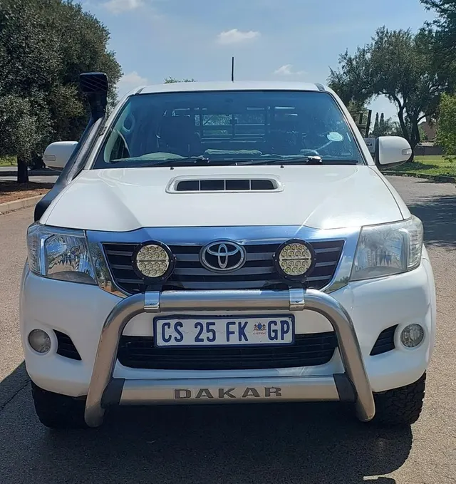 2013 Toyota Hilux 3.0D-4D Double Cab 4x4 Raider Dakar Edition Auto