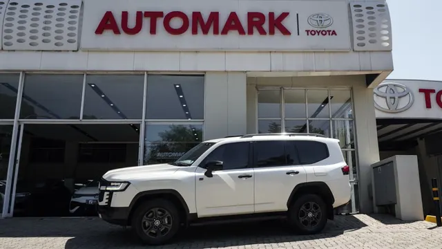2023 Toyota Land Cruiser 300 3.5T GR Sport