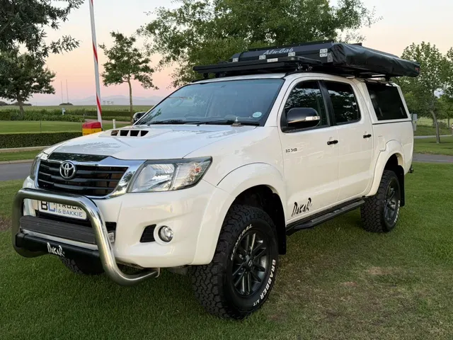 2015 Toyota Hilux 3.0D-4D Double Cab 4x4 Raider Dakar Edition