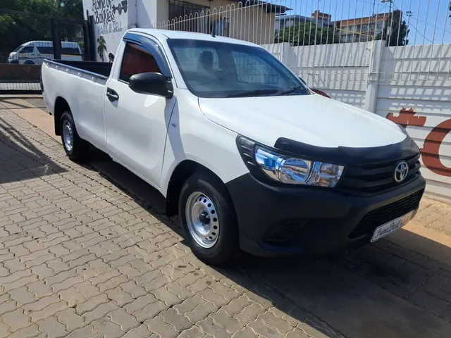 2025 Toyota Hilux 2.4GD Single Cab S (Aircon)