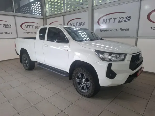 2024 Toyota Hilux 2.4GD-6 Xtra Cab Raider Manual