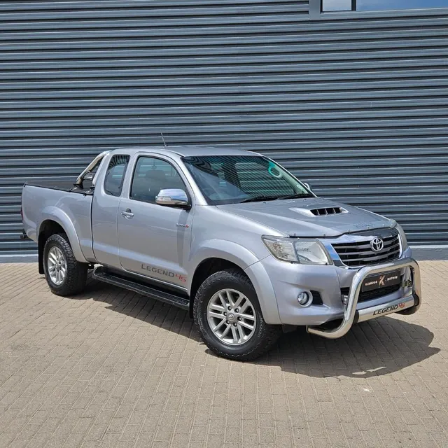 2016 Toyota Hilux 3.0D-4D Xtra Cab Raider Legend 45