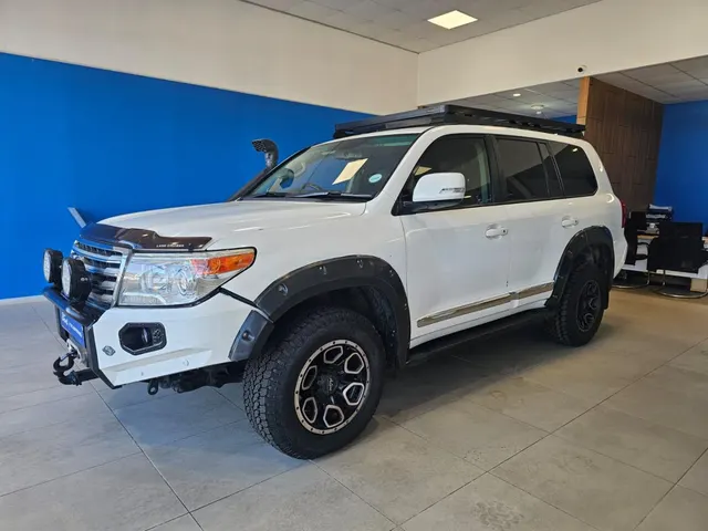 2015 Toyota Land Cruiser 200 4.5D-4D V8 VX