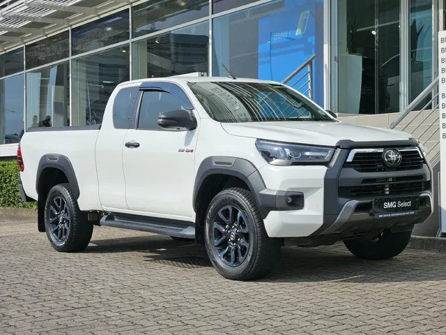 2024 Toyota Hilux 2.8GD-6 Xtra Cab Legend Manual
