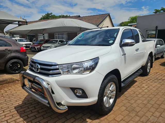 2017 Toyota Hilux 2.8GD-6 Xtra cab Raider