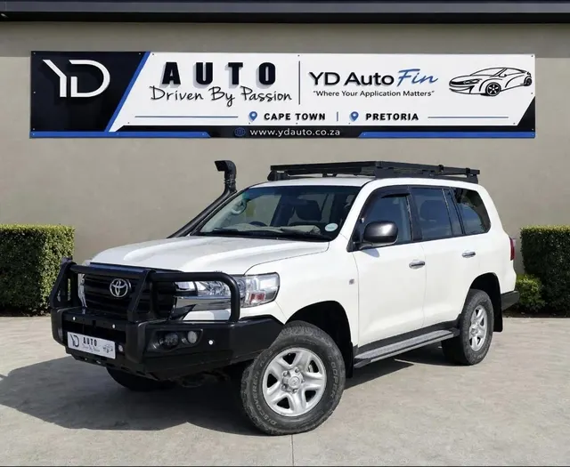 2020 Toyota Land Cruiser 200 4.5D-4D V8 GX-R