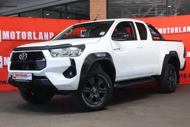 2026 Toyota Hilux 2.4GD-6 Xtra Cab Raider Manual