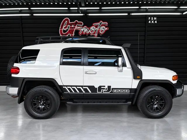 2013 Toyota FJ Cruiser FJ Cruiser