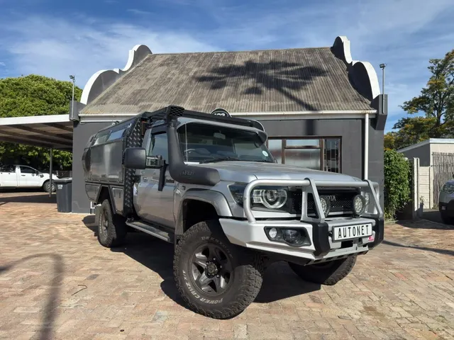 2022 Toyota Land Cruiser 79 4.0 V6