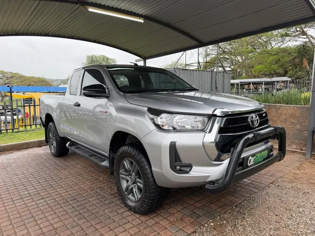 2023 Toyota Hilux 2.4GD-6 Xtra Cab Raider