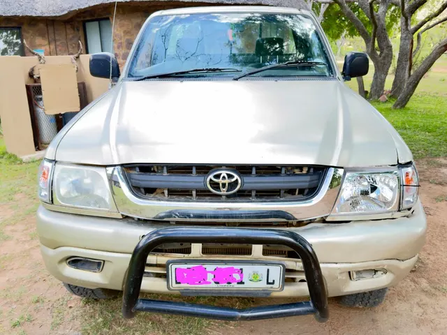 2005 Toyota Hilux 2700i Raider
