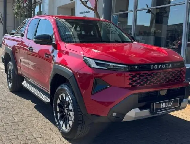 2026 Toyota Hilux 2.8GD-6 Xtra Cab Raider X