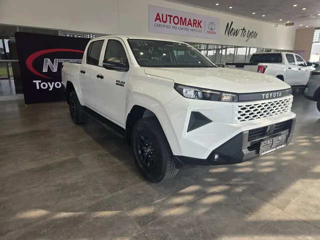 2026 Toyota Hilux 2.8GD-6 Double Cab SRX