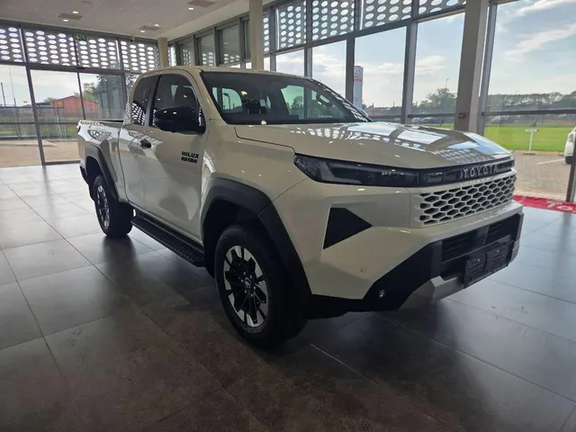 2026 Toyota Hilux 2.8GD-6 Xtra Cab Raider X
