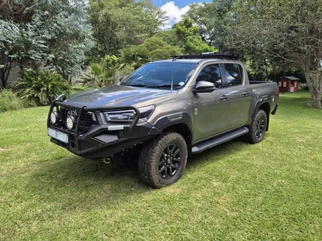 2022 Toyota Hilux 4.0 V6 Double Cab 4x4 Legend