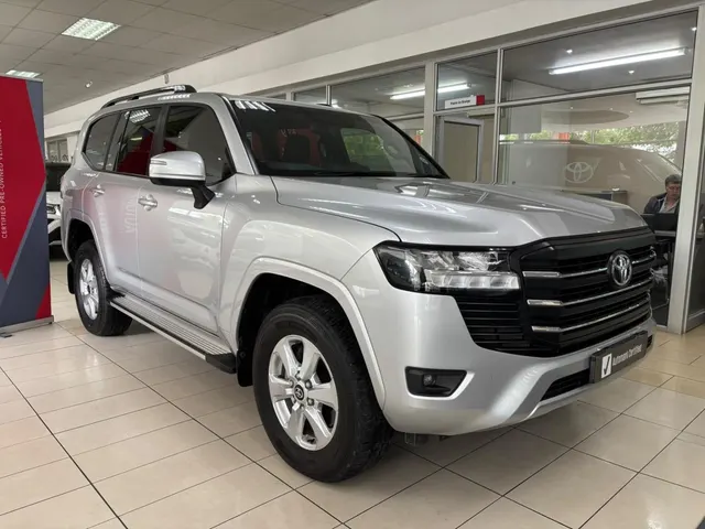2022 Toyota Land Cruiser 300 3.3D GX-R