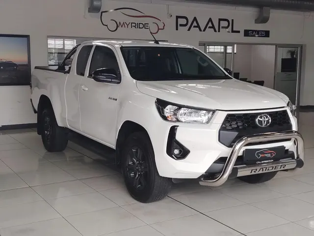 2025 Toyota Hilux 2.4GD-6 Xtra Cab Raider Auto