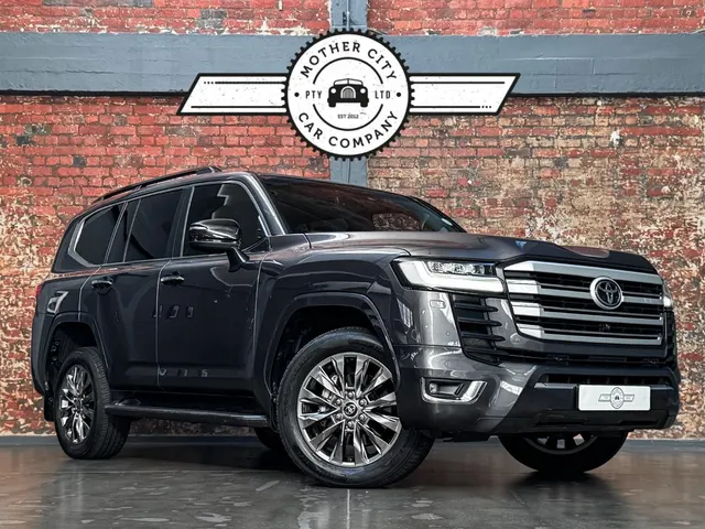 2022 Toyota Land Cruiser 300 3.5T ZX