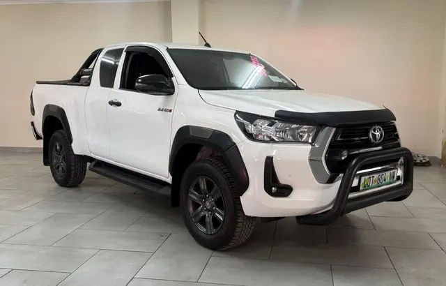 2022 Toyota Hilux 2.4GD-6 Xtra Cab Raider