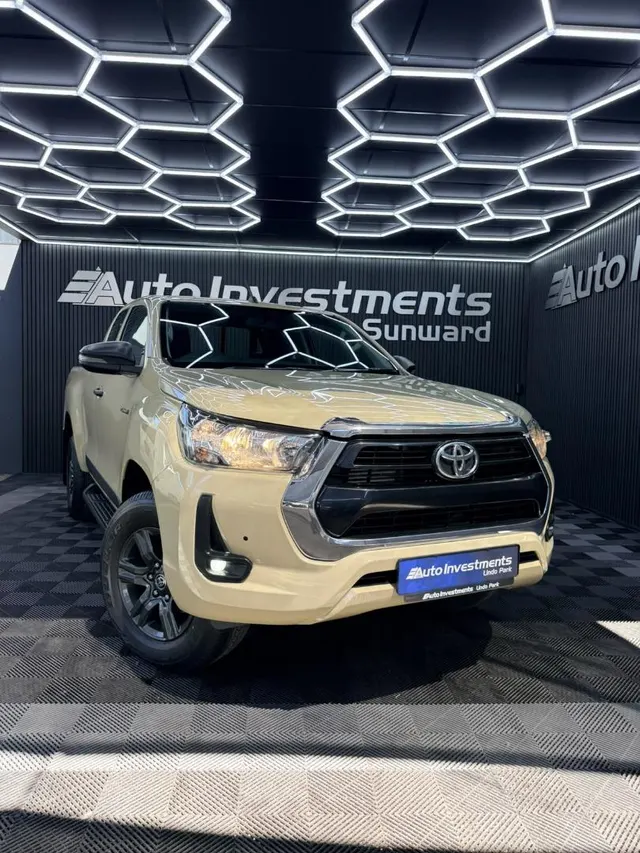 2022 Toyota Hilux 2.4GD-6 Xtra Cab Raider